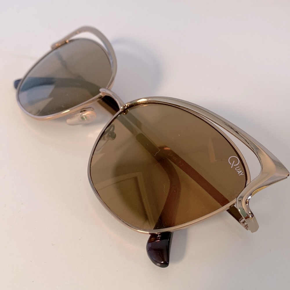 Quay Australia Lana Glasses